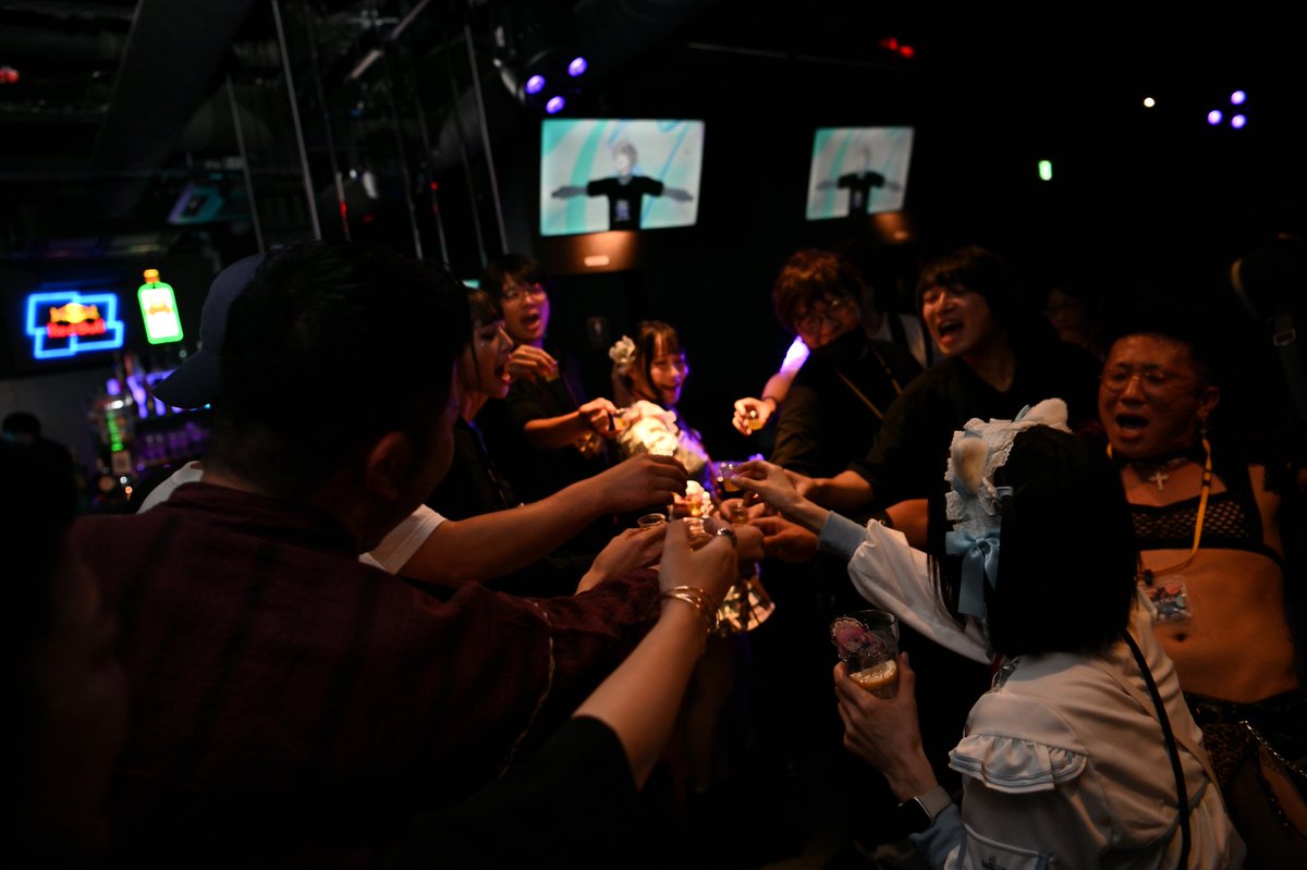 2025.07.26 夏公演
 #きつたぬEX 写真館
カメラマン <a href="/xxx_krsm/">からすま</a>  さんから
お写真届きました！
数点ご紹介
許可いるお写真多いので
(※笑顔の素敵な写真です)
また周年の時に写真展やろうかな？
今度は好きな写真
持って帰れるようにしてみるね🦊