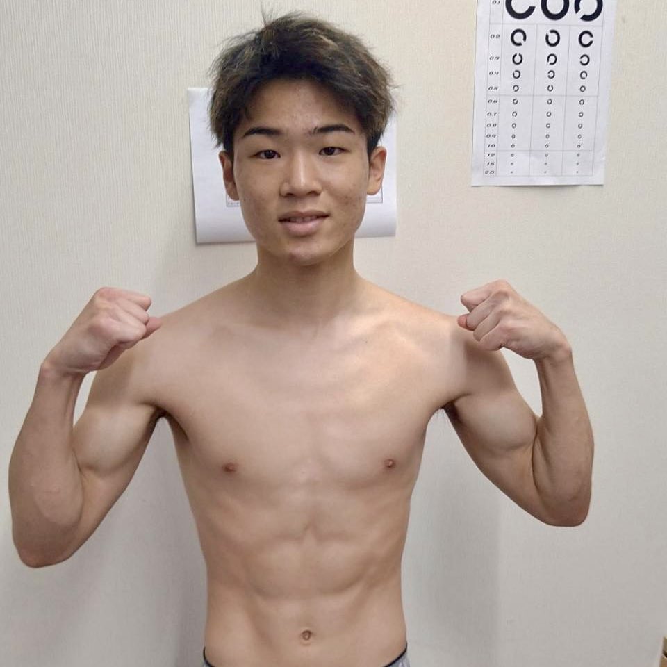 watanabe_gym's tweet photo. 🔥 8月19日（火）後楽園ホール「WLD.3」 🔥
OPBF王座の初防衛戦に臨む横山葵海と、WBOアジア王者の藤原茜、日本ランカー岡朱里が計量をパスしました。試合の模様は「Travel TV」でライブ配信となります。応援よろしくお願いします！💥
#横山葵海
#藤原茜
#岡朱里　
https://t.co/AFxvTnkPg6 https://t.co/AFVLXAE1XZ