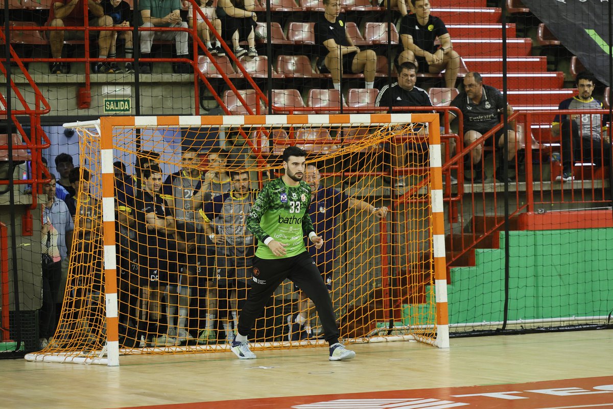 Bathco Balonmano Torrelavega tweet media