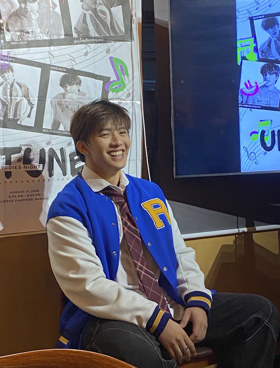 Cute ng Birthday Boy🥹

Belated Happy Birthday po

UNITUNES: CLYODIES NIGHT 
#ClydeScape 
#PaintTheBeatWithClyde
<a href="/clydethewolffee/">Clyde Martin</a>