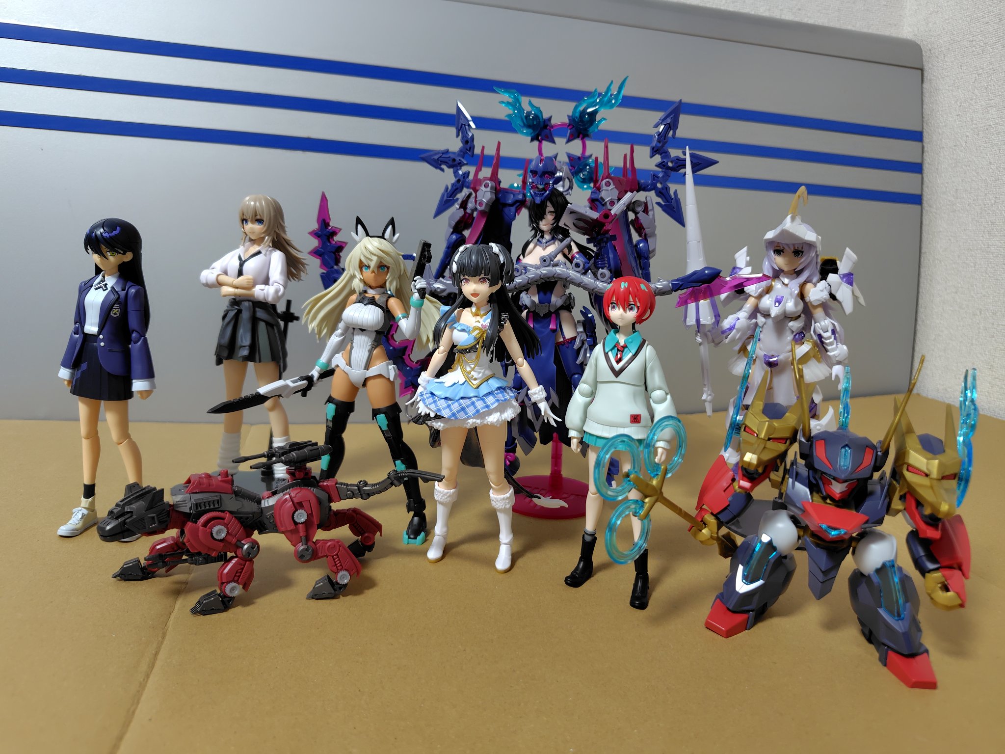 ゾイドカードまとめ売り (フィギュアは欠品パーツ有り) ゾイドカードまとめ売り (フィギュアは欠品パーツ有り) - メルカリ
