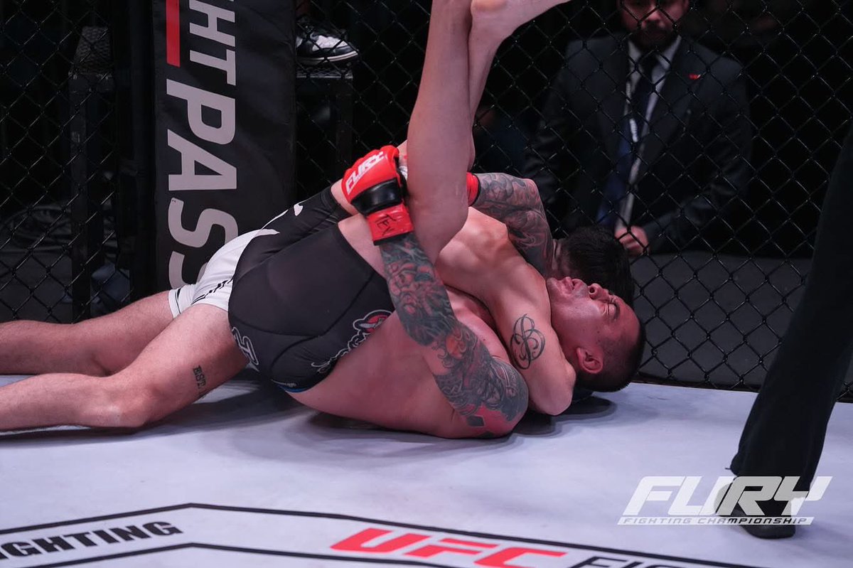 michaelblockhus's tweet image. Onto the next. Thank you everyone for their support. 🙏🏻👊💪