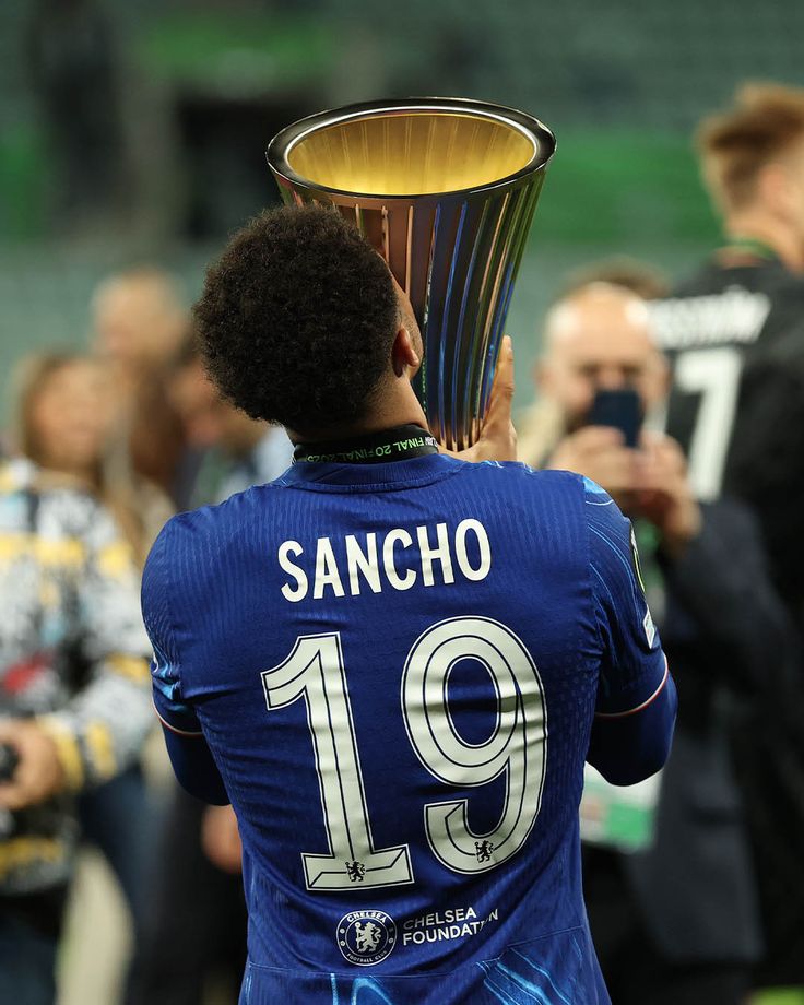 Haydi karakartal son kez #ComeToBesiktasSancho 🦅🦅