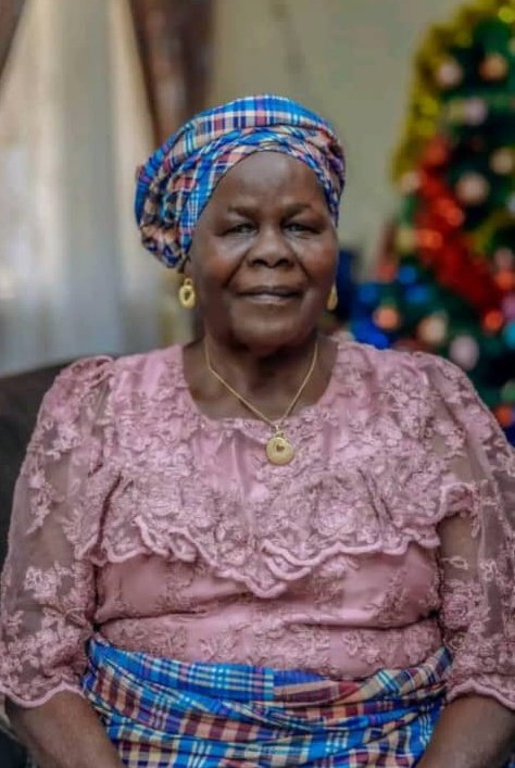Aisha Muhammad Aliyu (@aishamuhammad40) on Twitter photo GOVERNOR MUTFWANG CONDOLES PROF. NENTAWE YILWATDA ON THE PASSING OF HIS MOTHER, MAMA LYDIA YILWATDA
The Executive Governor of Plateau State, Barr. <a href="/CalebMutfwang/">Caleb Mutfwang</a>, has commiserated with the National Chairman of the All Progressives Congress (APC), Prof. Nentawe Goshwe Yilwatda, GOVERNOR MUTFWANG CONDOLES PROF. NENTAWE YILWATDA ON THE PASSING OF HIS MOTHER, MAMA LYDIA YILWATDA
The Executive Governor of Plateau State, Barr. <a href="/CalebMutfwang/">Caleb Mutfwang</a>, has commiserated with the National Chairman of the All Progressives Congress (APC), Prof. Nentawe Goshwe Yilwatda,