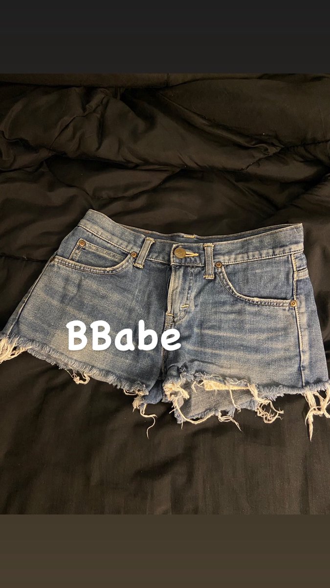 callmebabebabe's tweet photo. ส่งต่อป้าย lee ของแท้ 650 รวมส่งต่อรองได้ ใส่ไป2ครั้งถ้วน เค้าซื้อมา1,300++  #กางเกงยีนส์มือสอง #ส่งต่อเสื้อผ้ามือสอง #ส่งต่อกางเกงยีนส์ https://t.co/RLidSEsS8j