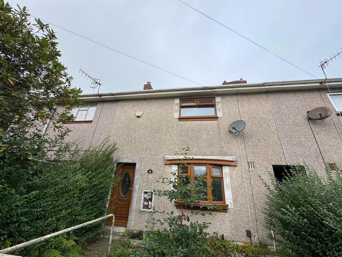 SmartLettings2's tweet photo. New to market - 2 Bed Terraced House, Townhill Road, Mayhill, Swansea, £900pcm. View details: https://t.co/BqUSWlIthK https://t.co/8aleEZUnJa