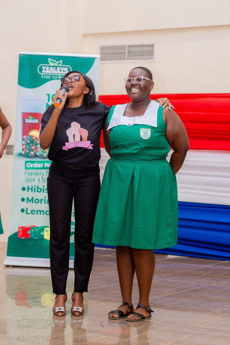 hannyy_y's tweet image. Honoured to have MC’d the Girls in Tech Summit 2025 🙌🏽
Over 20 SHSs, inspiring speakers and amazing young girls ready to take up space in Tech, AI &amp;amp; Web3 🚀👩🏽‍💻
Grateful for the experience 💙

#GirlsInTech #TechSummit #WomenInSTEM #EmpowerHer