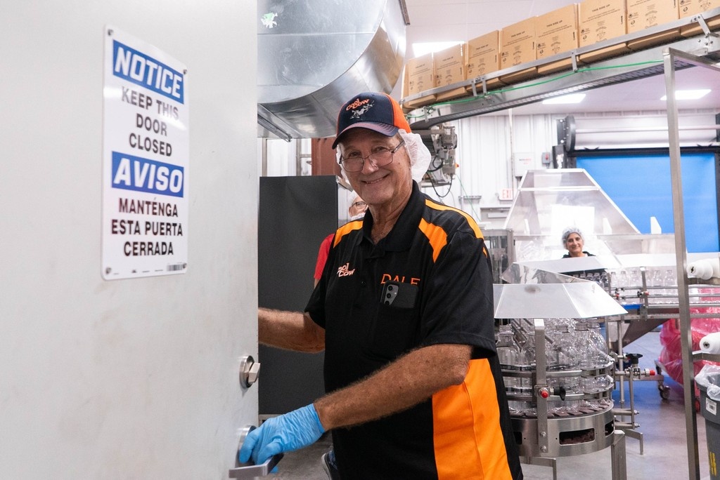 Feeding Florida tweet media