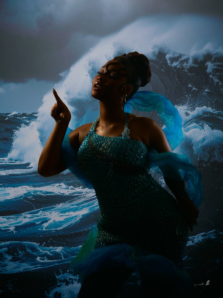 Ocean’s Embrace. 🧜‍♀️

Lowkey I want Twitter to do its own thing with these images. But I know it usually gets started with a negative comment. 

Anyone want to criticize the third image? Let’s start from there. 😂