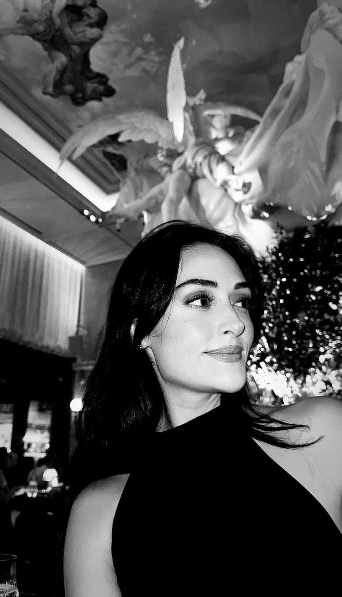 no context esra bilgiç (@nocontextesrab) on Twitter photo 