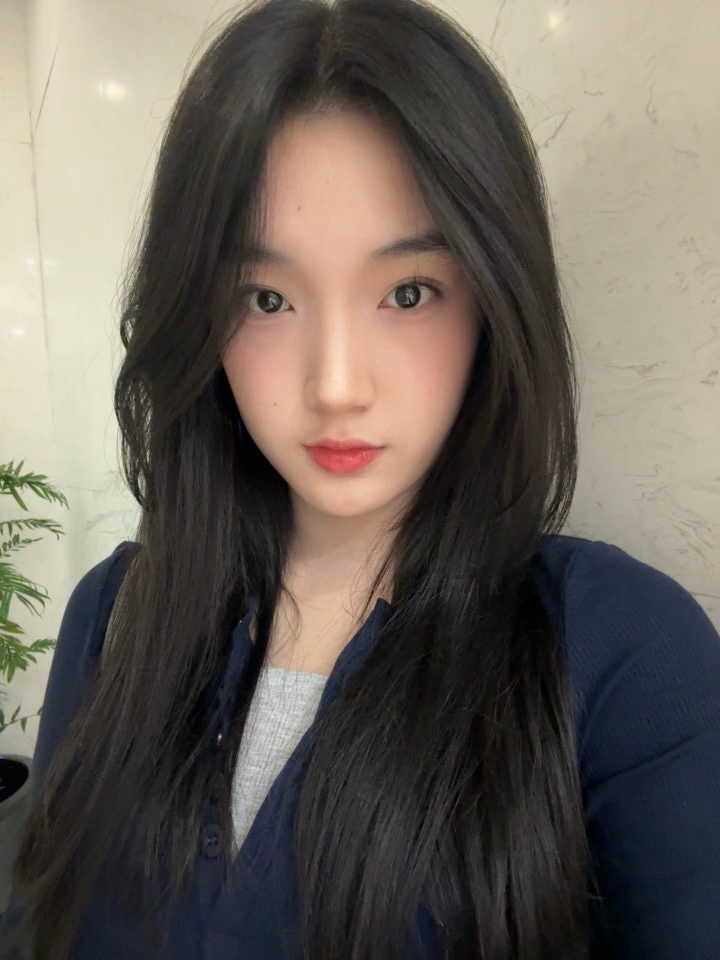 Delynn_JKT48's tweet photo. #MonDeyin https://t.co/mw0AHQ6qBz