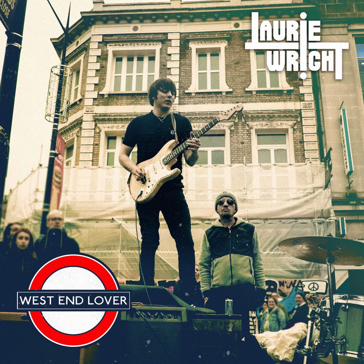 仕事終わりにランダムに好きな曲を聴く

まずは🇬🇧Laurie Wright…

路上バスキング等で腕を磨き 2023年にデビューアルバム発売に漕ぎ着けたパワー溢れる有望株

彼らの創造的で混沌としたパフォーマンスと激しいコーラスも心熱くなります🔥

🇬🇧Laurie Wright - West End Lover
youtu.be/zMRGcK8_Qvc
