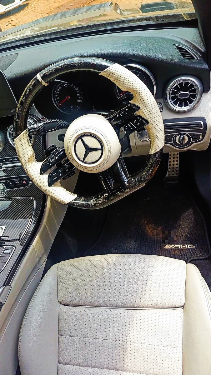 DriveNowUg's tweet image. Guess the model according to the interior.

#LoadingSoon