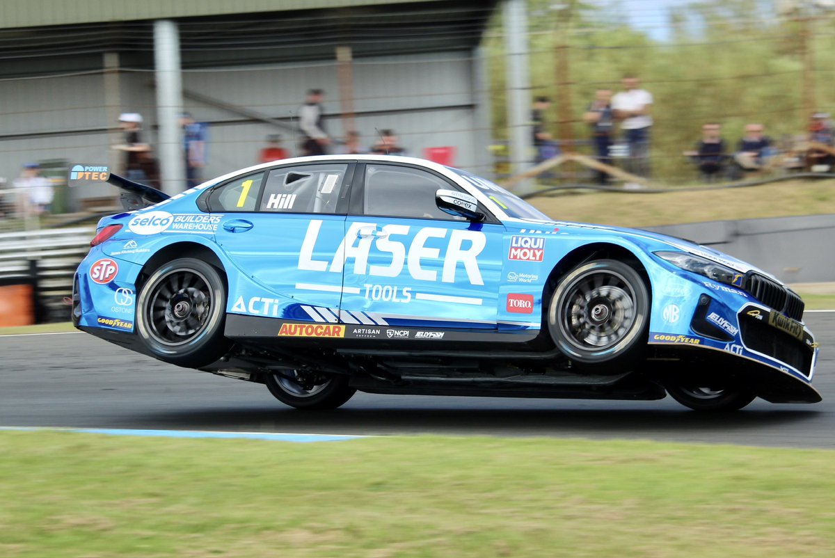 Clan_Jam's tweet photo. Big weekend for @Tomingram80 and @JakeHillDriver at @krcircuit 

Fantastic weather and racing all weekend! 

@BTCC @TouringCarHub https://t.co/KSkKs95Orm