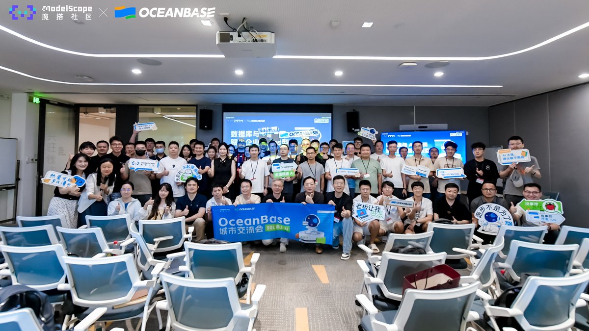 zhanghaili0610's tweet image. Thrilled to attend the @OceanBaseDB meetup and present @LangChainAI! Excited about the incredible potential of integrating LangGraph with OB, through MCP or direct connections, for a unified SQL/vector db experience.
Best wishes to my dear friends, hope you all enjoy the book!❤️
