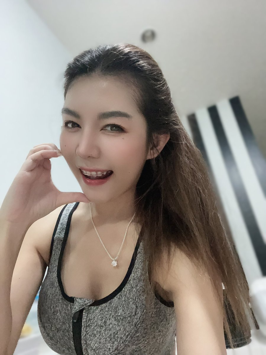 DegreesDiff's tweet image. พุงน้อยๆที่สะสมมา😅😅 ขอยาดลีนน๊ค๊าบ