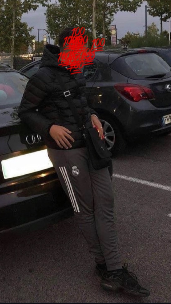 AyoubMRC93's tweet photo. c simpl jrepete moi chui pa vo boss les putain ki demande de raquer virtuel tt le temp moi jchrch 3/4 chienne reel , jss le meilleur domi ici mm vo domi il me dm pr etre a ms pied 
alor celui ki ve etre dresser en reel par un vrai mec de cite sur paname vnez dm https://t.co/r3zThgBgHW
