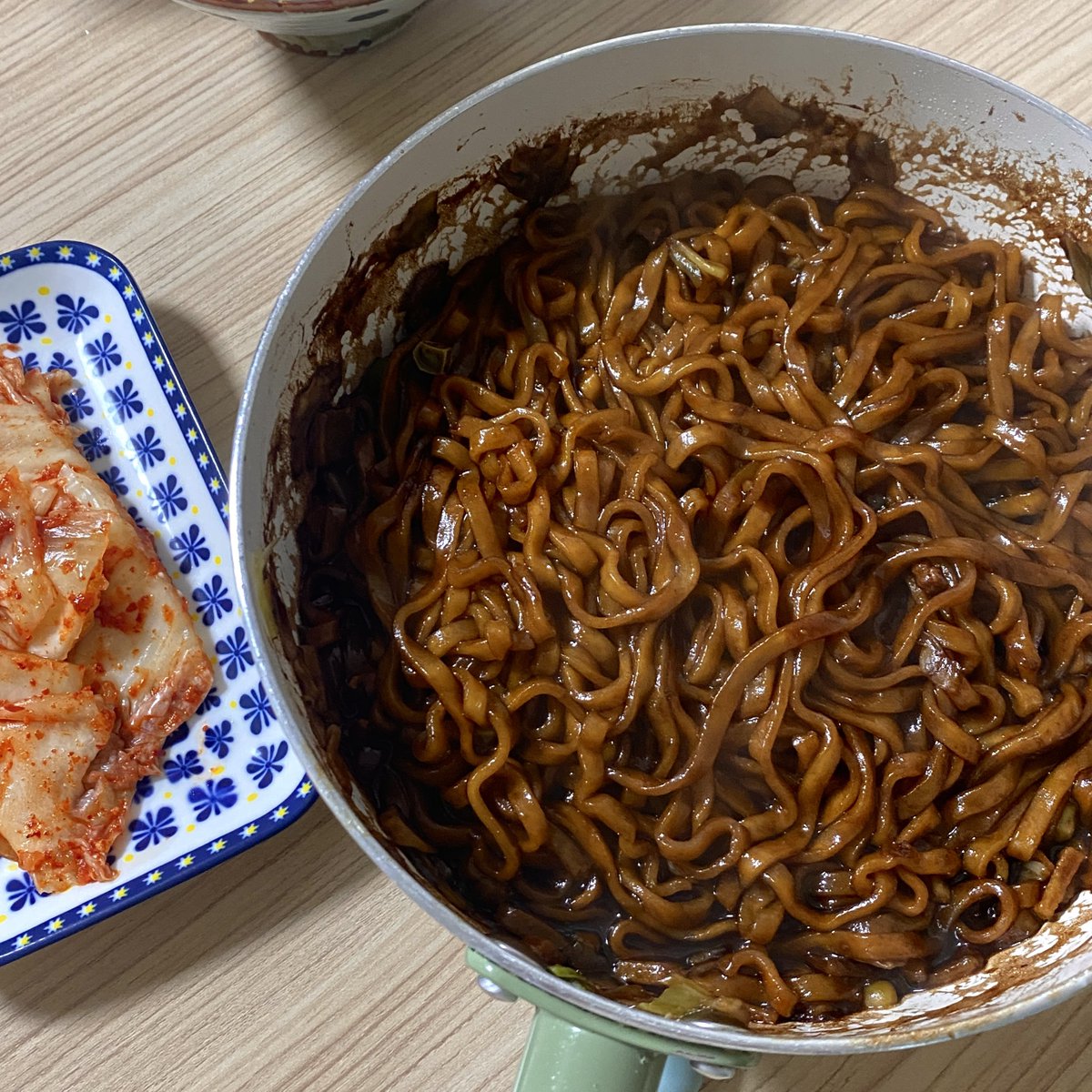 짜왕 왤케 맛있음
#감동