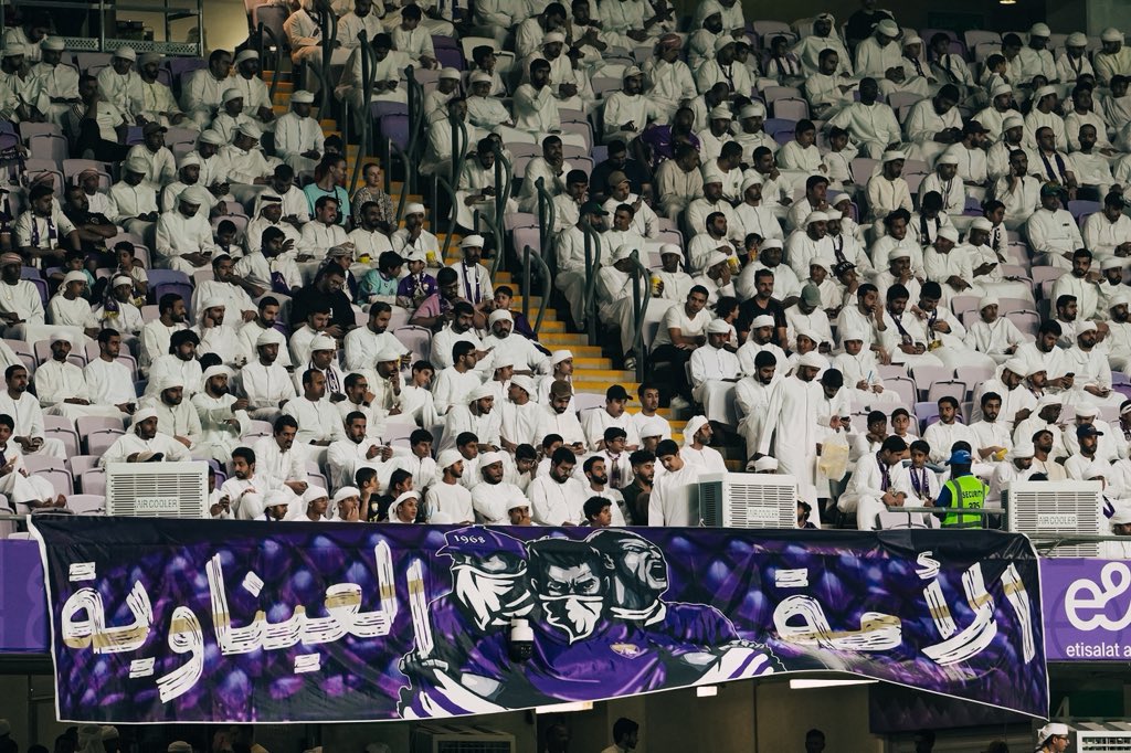 zaimuae6's tweet photo. جماهير العين مهما وصل الانتقاد و بينها و بين ادارة النادي و كان العتب و الزعل موجود لكن مستحيل ترضى يكون هناك خطأ و تقليل على النادي و منتسيبه من اي حد

ردة الفعل اللي صارت امس توضح قيمة و حب الجماهير للفريق رغم الزعل و العتب الكبير على اشياء كثيرة

"تفتخر بأن تكون احدهم" 💜 https://t.co/vsmoNLmFir