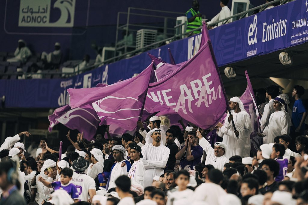 zaimuae6's tweet photo. جماهير العين مهما وصل الانتقاد و بينها و بين ادارة النادي و كان العتب و الزعل موجود لكن مستحيل ترضى يكون هناك خطأ و تقليل على النادي و منتسيبه من اي حد

ردة الفعل اللي صارت امس توضح قيمة و حب الجماهير للفريق رغم الزعل و العتب الكبير على اشياء كثيرة

"تفتخر بأن تكون احدهم" 💜 https://t.co/vsmoNLmFir