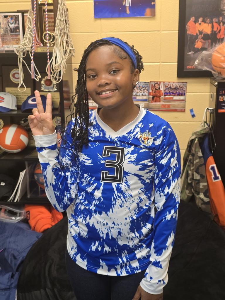 I'm super excited for this one right here! She has been dragged to gym after gym for years in support of family. Today is your day to be celebrated as you begin your journey as a student athlete. 🙏🏾💙💛 Prayers, love, and lessons to a wonderful journey of learning and memories!