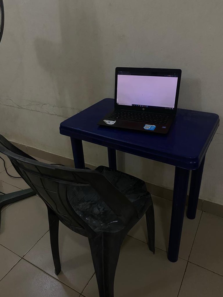 Chartswithmax's tweet image. As a trader You need a workstation.... 

Even if what you can afford for now is plastic chair &amp;amp; table+ your laptop 

As a trader make sure you have a dedicated trading station where you get to research, study, analysis, trade and more

You can never be profitable trading with…
