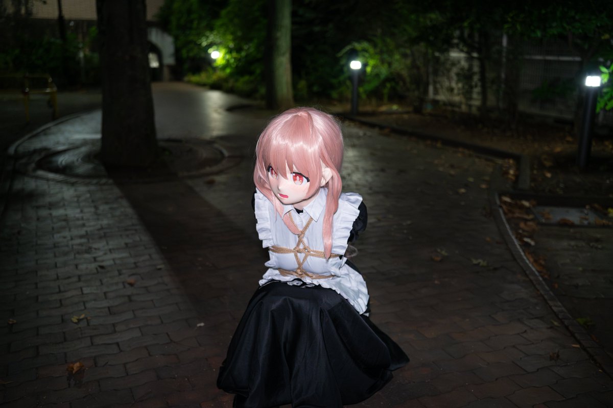 《散步，然后在公园捡到伪拘娃娃》

🪢&amp;📷：<a href="/Helena5G/">ヘレナ</a>