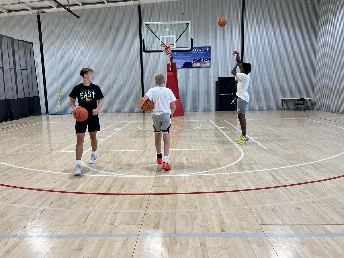 Adam Barnes tweet media