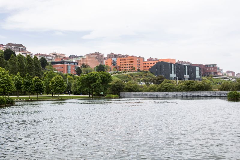 Universidad de Cantabria (@unican) on Twitter photo La UC asciende posiciones en el <a href="/ShanghaiRanking/">ShanghaiRanking</a> 2025 y se sitúa entre las 800 mejores del mundo
Conchi López: “Hemos alcanzado la mejor posición de nuestra historia, lo que refleja el esfuerzo y la excelencia de nuestro personal docente e investigador”
ℹ️web.unican.es/noticias/Pagin… La UC asciende posiciones en el <a href="/ShanghaiRanking/">ShanghaiRanking</a> 2025 y se sitúa entre las 800 mejores del mundo
Conchi López: “Hemos alcanzado la mejor posición de nuestra historia, lo que refleja el esfuerzo y la excelencia de nuestro personal docente e investigador”
ℹ️web.unican.es/noticias/Pagin…