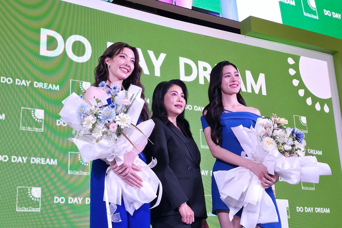 ขอขอบคุณทาง DO DAY DREAM  ที่เอ็นดูหลิงออมนะคะ 🙏🏻

LING SPARKLE ORM LESASHA 
#DDDBetterFutureXLingOrm 
#LingOrm #หลิงออม