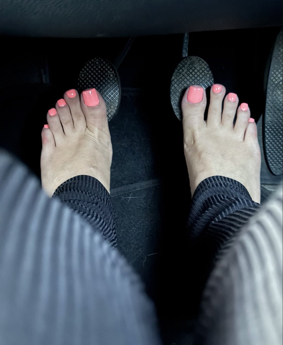 Looking forward to seeing the beautiful <a href="/goddesskikaa/">Kikaa 💋</a> at our next party 🎉