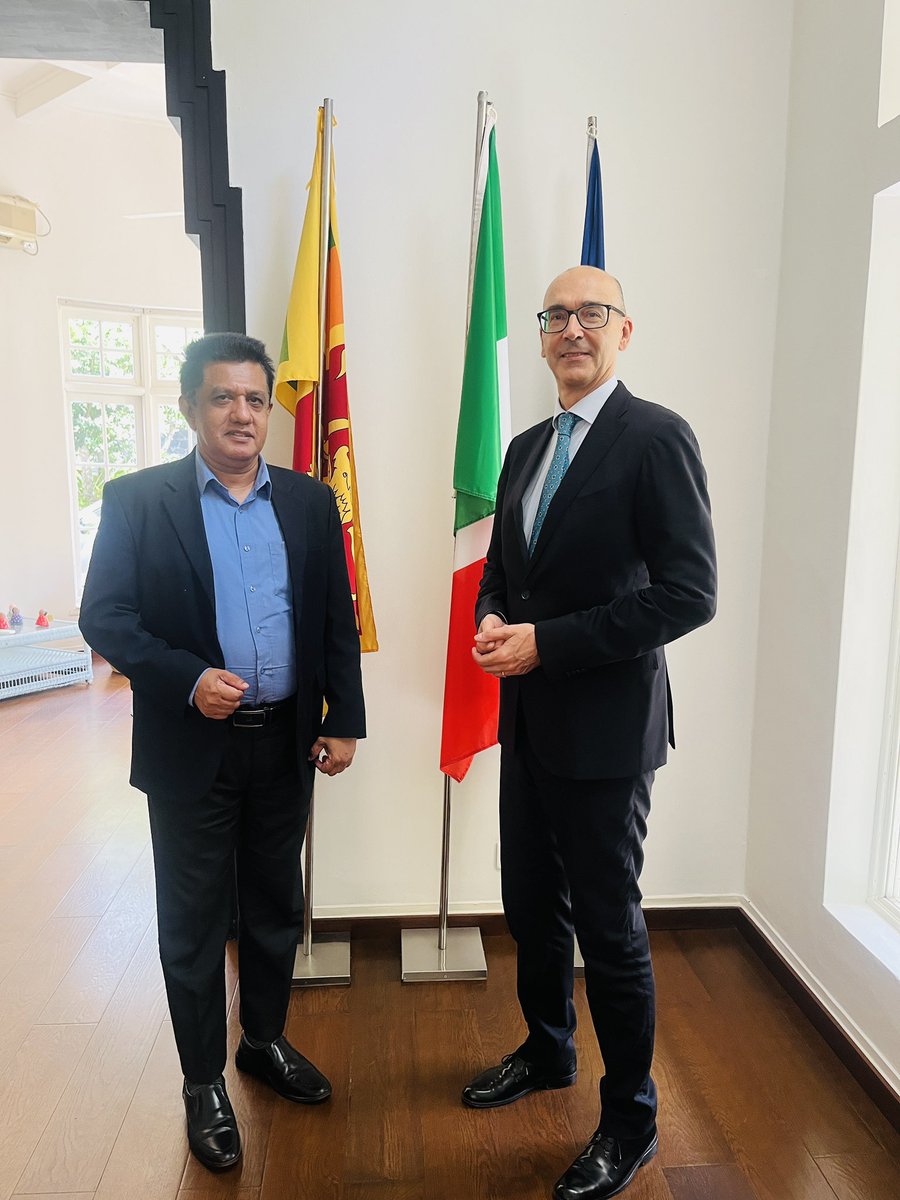 charith9's tweet photo. It was a delight to be invited for lunch with His Excellency Damiano Fracovigh, Ambassador of Italy to Sri Lanka, at his residence Villa Roma in Colombo. I truly appreciated the opportunity to share thoughts on our country’s economic situation and possible avenues for enhancing growth. Many thanks for the warm hospitality, the delicious Italian cuisine, and the enriching discussions on a range of topics. #SriLanka #Ika