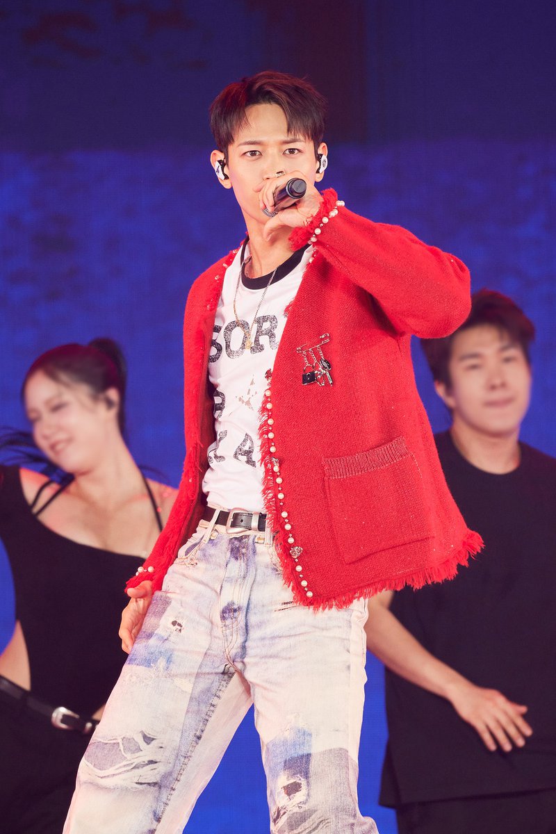 ファンが地上波に出ないグルの画像持ってきたよ
ファンにごめんなさいって言って