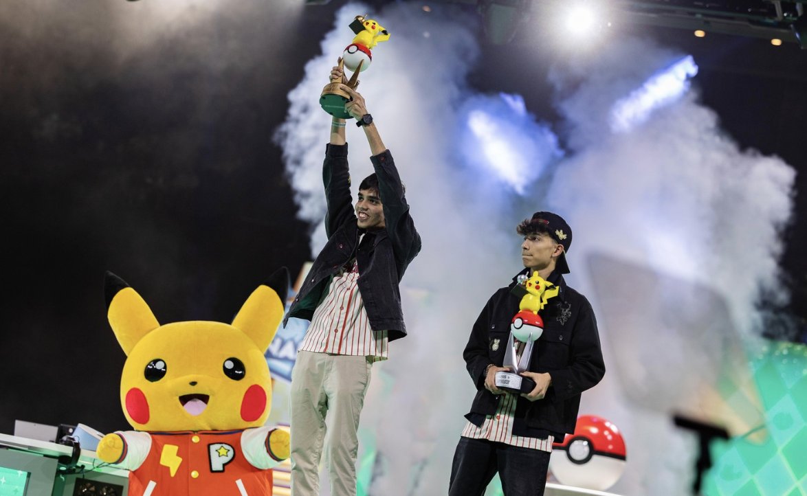 Dhananjay_Tech's tweet image. We (India) won the WORLD CHAMPIONSHIP of Pokemon GO!!!
@_Beelzeboy Congratulations on the crazy RUNNNN!! 

Amazing performance 🔥