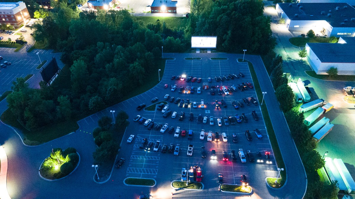 Summer_DriveIn's tweet image. Heads up! The Summer Drive-In is taking a short break 8/20–8/24. We will be back for our final week of summer starting 8/27! We’re excited to welcome the LIV Golf Tournament to our community!