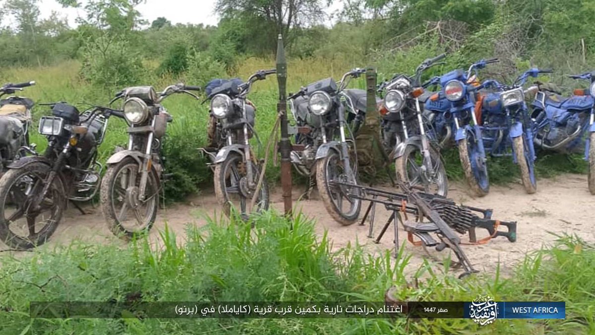 war_noir's tweet image. #Nigeria 🇳🇬: &quot;Islamic State - West Africa Province&quot; (#ISWAP) ambushed a Nigerian Army convoy and killed two soldiers in #Borno State.

Militants also captured RPG-7  Launcher with PG-7VM  Anti-Tank rocket, #China-made 🇨🇳 Type 80  machine guns and Type 56-1  assault rifle.