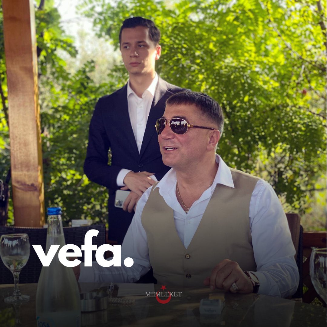 Yolundan dönersek, kanımız kurusun.