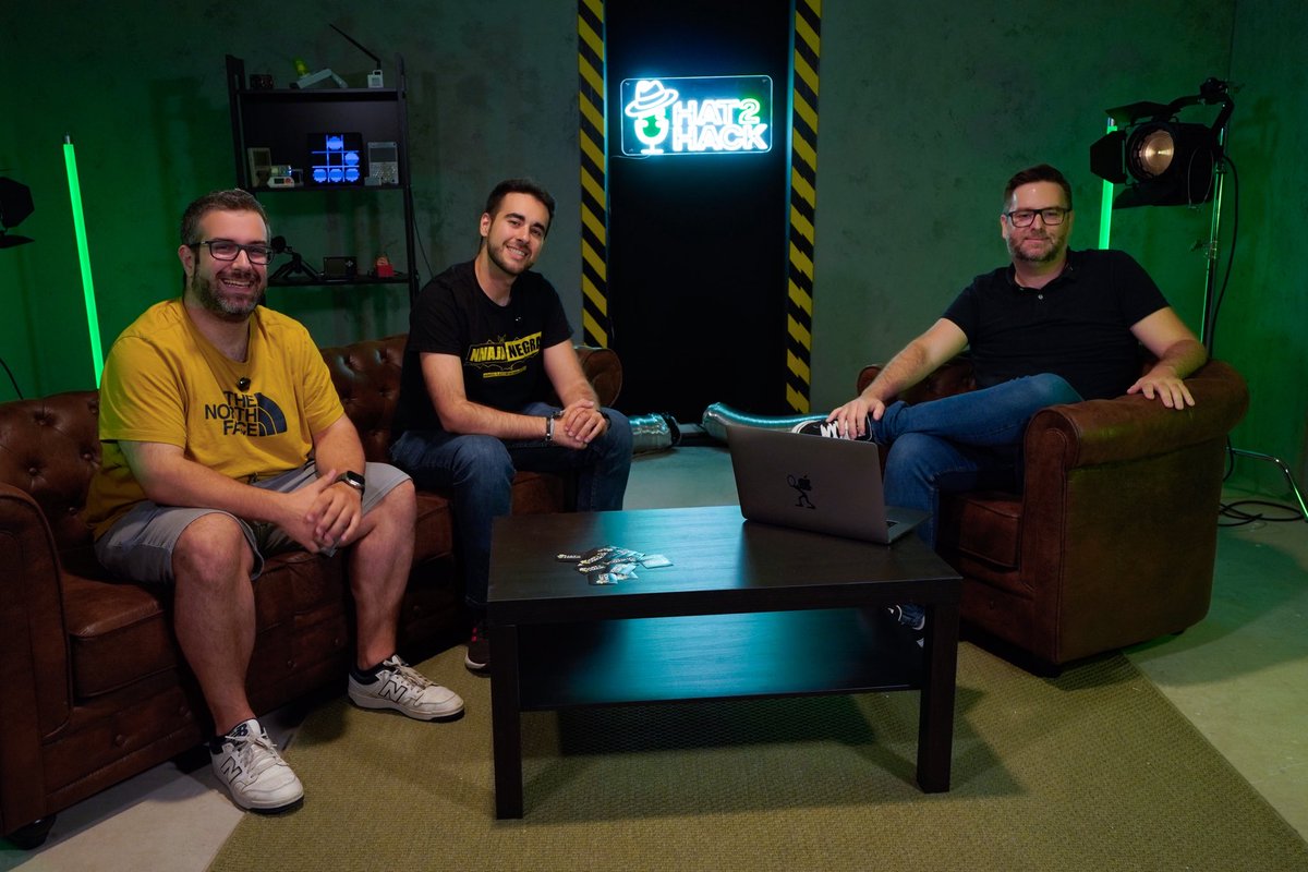 hat2hack's tweet photo. ¡El primer episodio de #Hat2Hack ya está en el aire! 🚨
Estrenamos en compañía de Yeray Fernández y Nico Moral hablando de cuestiones como la #SaludMental en #Ciberseguridad 🧠, la #InteligenciaArtificial 🤖
Lo podéis encontrar en #YouTube y #Spotify ⭐️ ¡Link en la bio! https://t.co/05RIAc2dR4