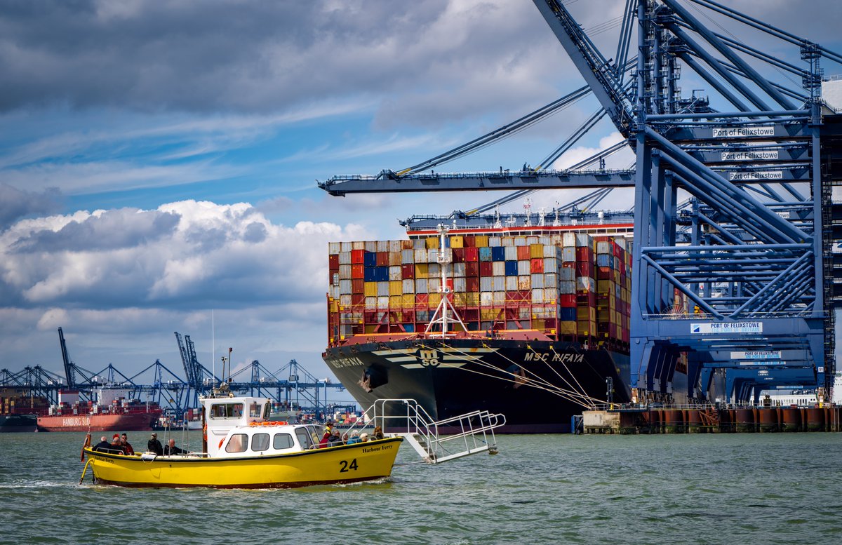 thesuffolkcoast's tweet photo. Donโt miss out on your chance to WIN a coastal adventure with https://t.co/EfQ0t5LVSW!
Will you be the winner of this fantastic prize bundle?
Enter our latest giveaway now! ๐ https://t.co/cYnUGGzqTF
#Landguard https://t.co/ukj7qZF87o