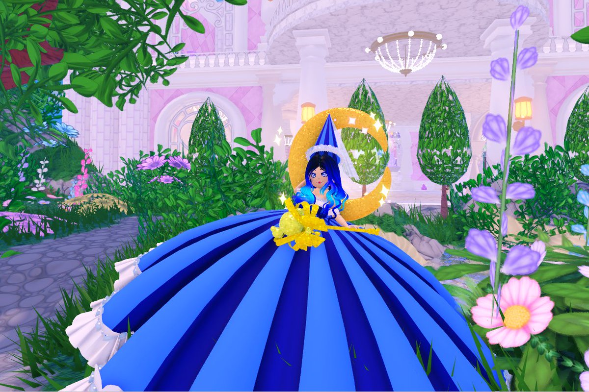 The_VioletSpark's tweet photo. ✨The slumbering moon halo is perfect for moonlit cookie cosplay!!✨
@Fluffy_Hills #FHSummer https://t.co/WHl4JvnVcS