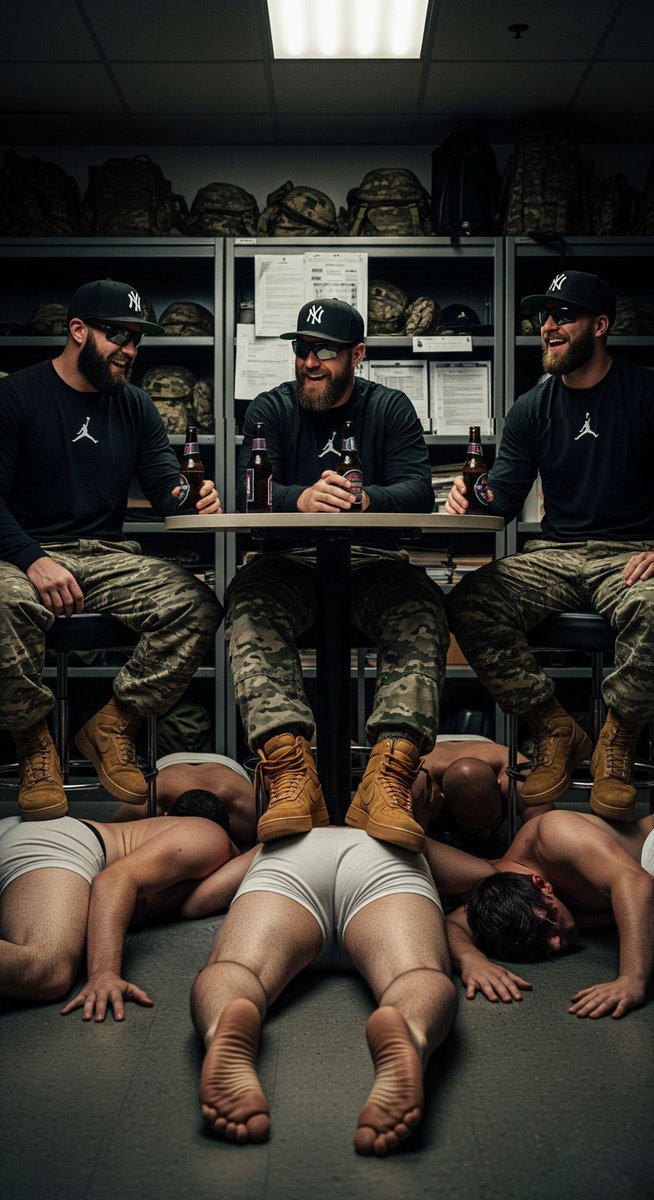 MasterKratos28's tweet photo. It's party time! 😈
Alpha Story ➡️ https://t.co/MFSEZRdcO4
#BootsTrample #BootMaster #SneakerMaster #SneakersTrample #SneakerFetish #BootFetish #NikeFetish https://t.co/fqBsn0hW6I
