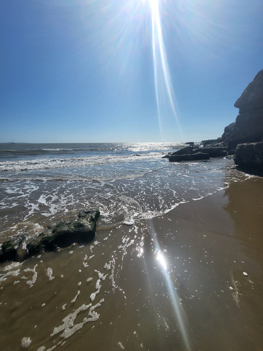 RT avec des photos que vous avez prises, et qui ne contiennent ni visages ni mots.

Faisons un fil de calme