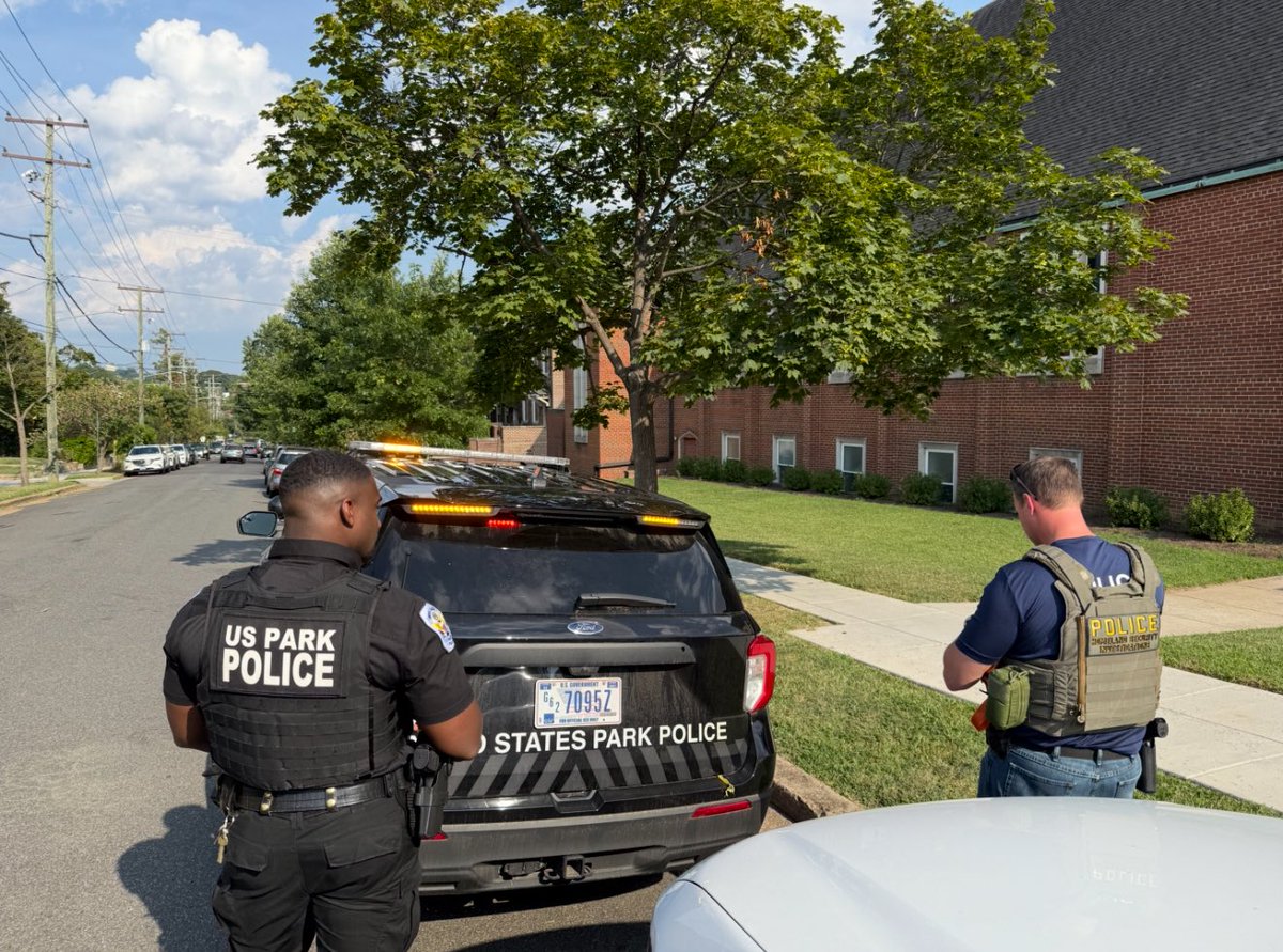 1791FOP's tweet image. Today, the United States Park Police dropped below 500 sworn officers - far fewer officers than we had in the early 1970s. The White House and @Interior have tasked us with “Making DC Safe and Beautiful Again;” however, nothing has been done to fix our staffing crisis! #HR1260