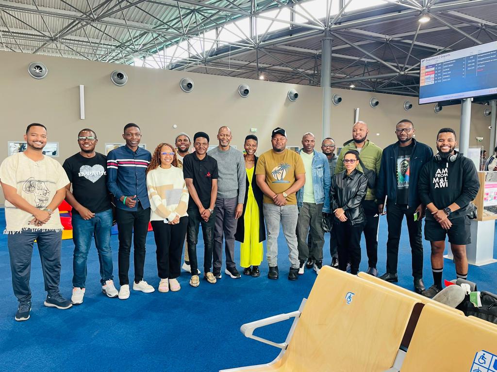 📸 His Excellency, the Executive Secretary of SADC, Elias Magosi, joined delegates of the #7thSouthernAfricaYouthForum in Madagascar for a memorable group photo, symbolizing our shared commitment to youth development and regional integration.
#7thSouthernAfricaYouthForum