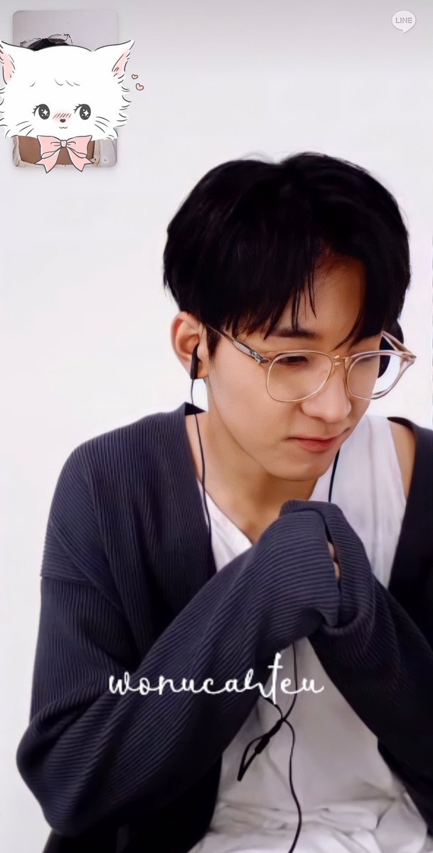 트리 tweet media