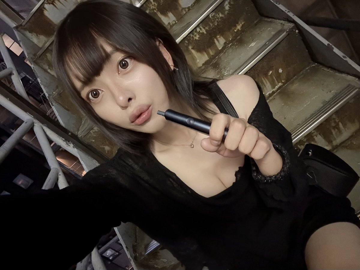 r11sa04_h's tweet photo. riisaとちゅー😘したい人はリポストいいね https://t.co/y8qB3X2Ypf