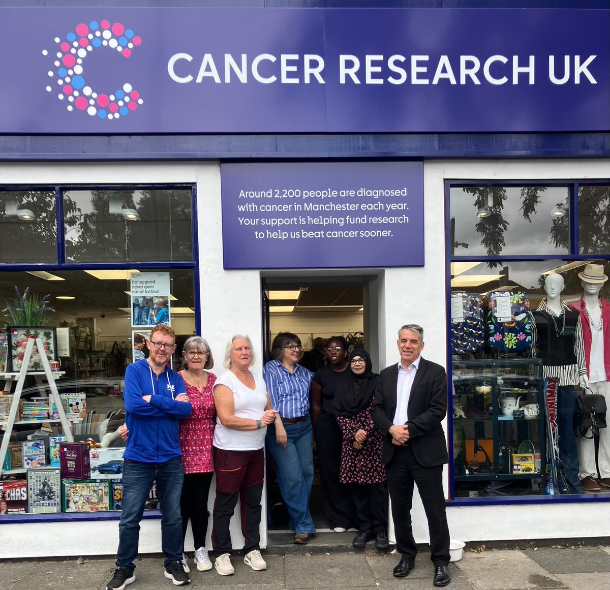 Jeff Smith (@jeffsmithetc) on Twitter photo Cancer Research UK do fantastic work – and you can support them by shopping at their stores in Didsbury or Withington.
I called in to Didsbury to say thanks to Dawn and some of her team of volunteers; more always needed - call in for details or ring 0161 445 1182 <a href="/CRUK_Policy/">Cancer Research UK Policy</a> Cancer Research UK do fantastic work – and you can support them by shopping at their stores in Didsbury or Withington.
I called in to Didsbury to say thanks to Dawn and some of her team of volunteers; more always needed - call in for details or ring 0161 445 1182 <a href="/CRUK_Policy/">Cancer Research UK Policy</a>