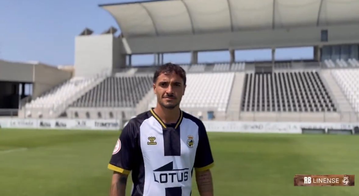 GRADA B pro (@gradabpro) on Twitter photo Está muy guapa la nueva de la <a href="/RBL1912/">Real Balompédica Linense</a> para esta temporada.
¿La del ascenso? Está muy guapa la nueva de la <a href="/RBL1912/">Real Balompédica Linense</a> para esta temporada.
¿La del ascenso?
