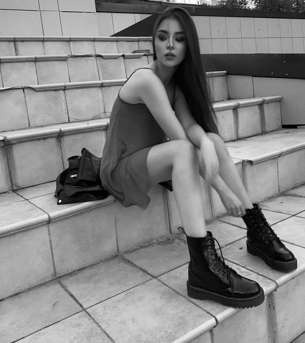 belllonogova's tweet photo. Black ☀️ https://t.co/ugmtZuwyLe