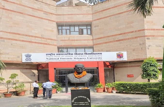 Great news for KASHI

National Forensic Science University Campus to be opened in Kashi.

35 ACRES land has been identified in Shahanshah Pur area - NFSU, GANDHI NAGAR has approved the location.